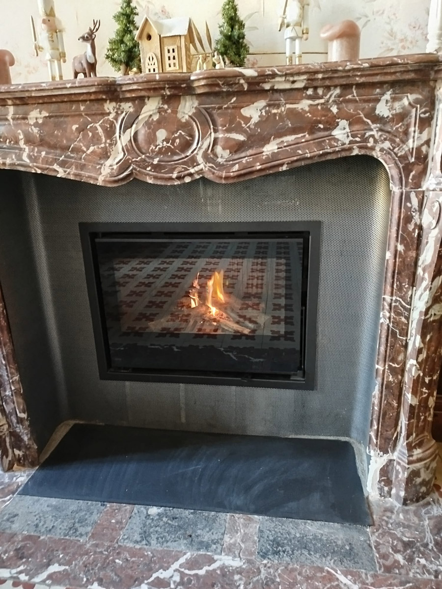 pose insert bois becafire perigueux renovation maison joanny ramonage installation 4