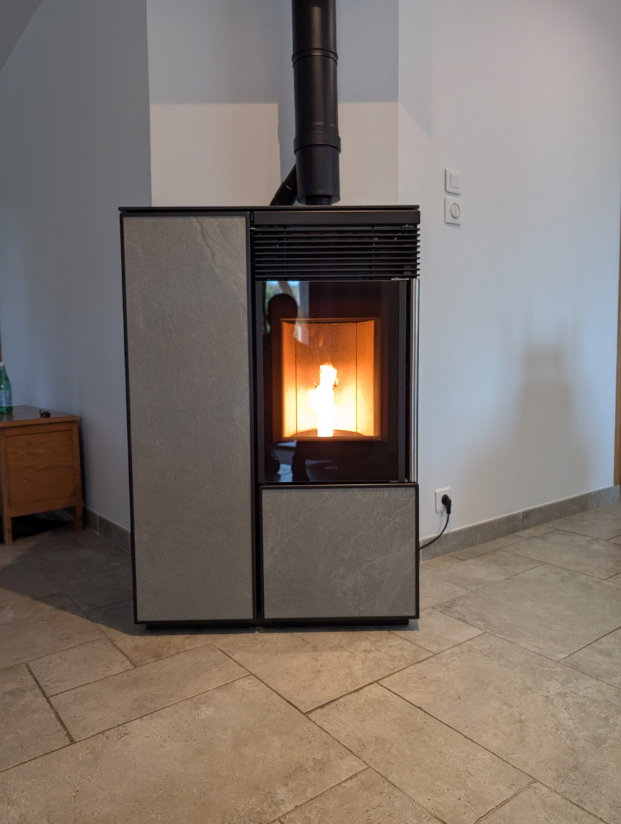 pose poele granule gourdon nobis projet 1 joanny ramonage installation 2
